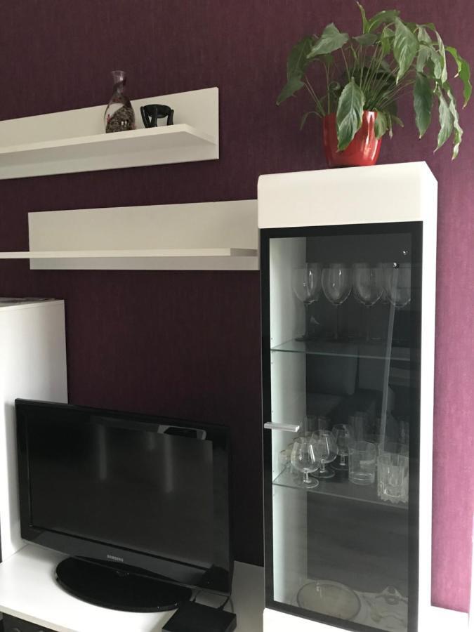 Karla Iela Apartment Ventspils Ngoại thất bức ảnh